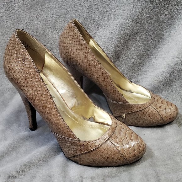 Apt 9  Reptile Stiletto Heels in Lipstick Taupe Size 9M - Picture 3 of 14
